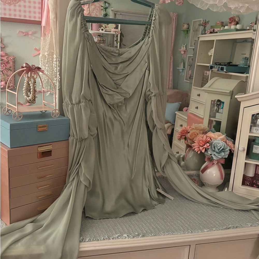 For Love & Lemons sage green long sleeve elven dress - Picture 9 of 10